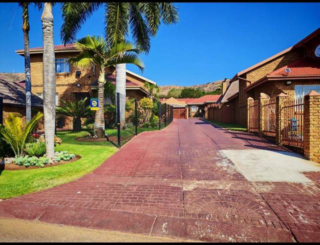 4 BEDROOM PROPERTY TO RENT IN FLORAUNA